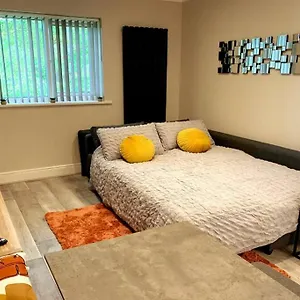 https://countryside-apartment-nr-dore-train-station.yorkshirehotels.net