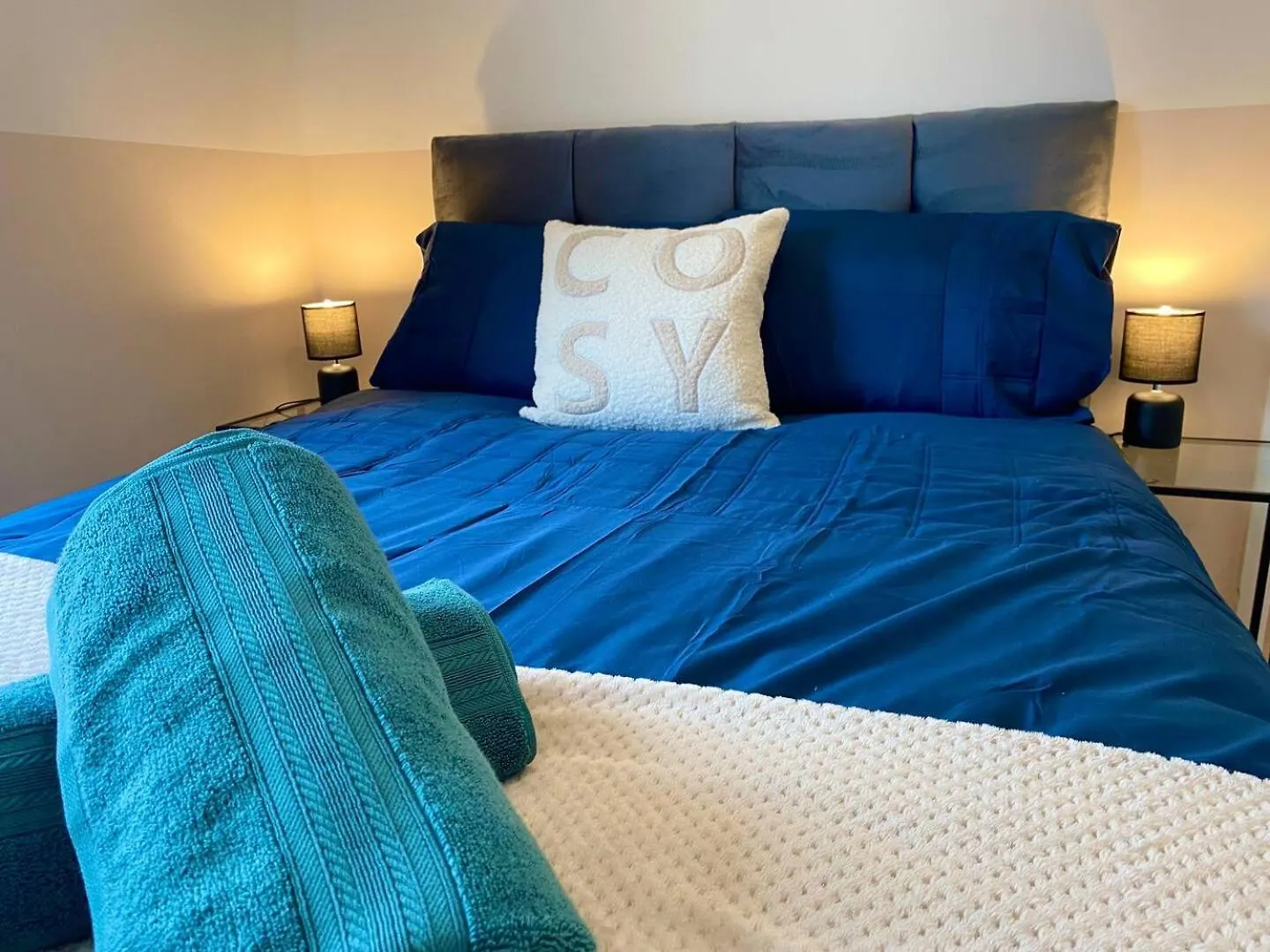 2Br City Side House 벨파스트 펜션